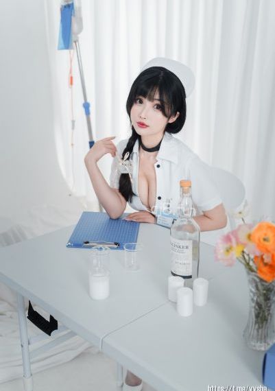 国产白浆喷水在线视频免费看_中英字幕1080