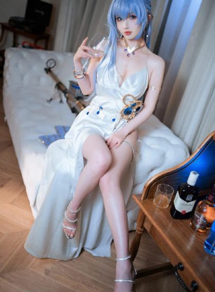 免费看成年美女洗澡网站_1080免费在线播放